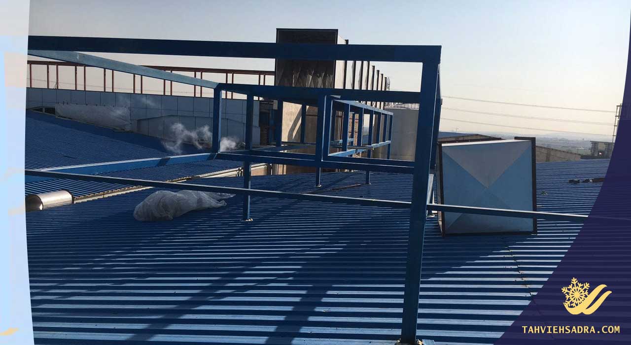 اجرای کانال‌های هواساز کارخانه ایران خودرو